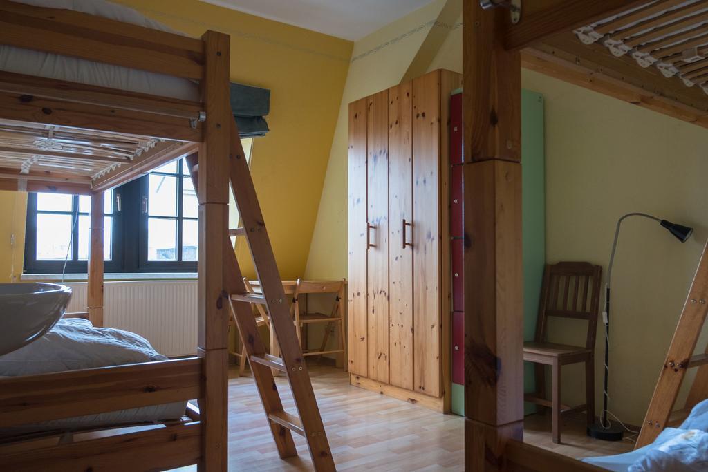 Bed 4-Bed Dormitory Room,425235264:JPEG
